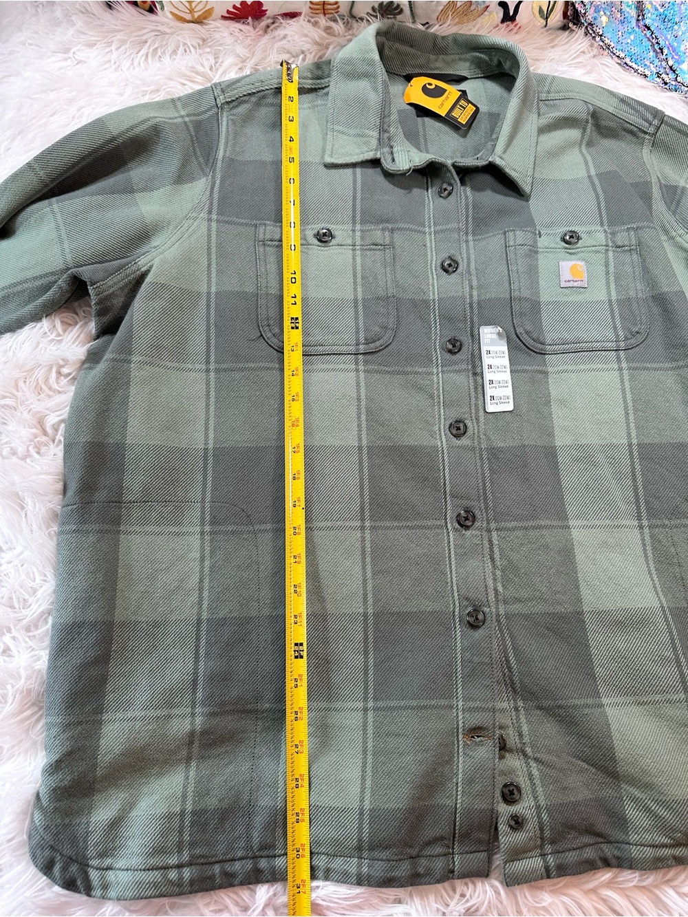 Carhartt • Women’s Loose Fit Cotton Twill Plaid Shacket - Picture 11 of 13